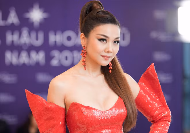 Về phía giám khảo Thanh Hằng, cô gần như nắm rõ điểm mạnh - điểm yếu của những thí sinh quen mặt. Nói về Thúy Vân (Á hậu Quốc tế) hay Hương Ly (Quán quân Next Top Model), Thanh Hằng đánh giá cao sự dũng cảm của họ, nhưng như thế chưa đủ. Theo cô, để tạo sự khác biệt, các bạn phải mang đến những giá trị cho cộng đồng, cho những người xung quanh.