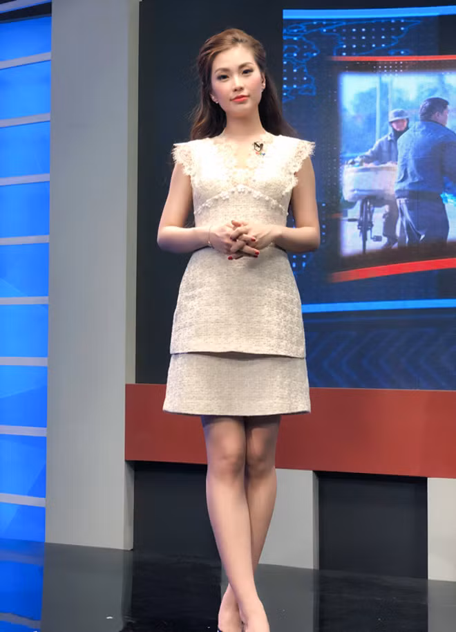 Vi sao Do My Linh bi nhac trang phuc khi dan VTV?-Hinh-4