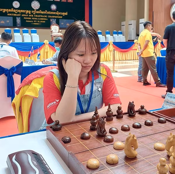Tuyen co “oc” Viet Nam co dan nguoi dep ra quan san HCV SEA Games 32-Hinh-6