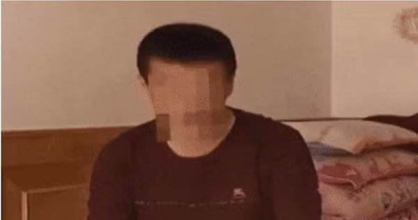 Thua bac, vo lay than gan no khien chong tuc dien