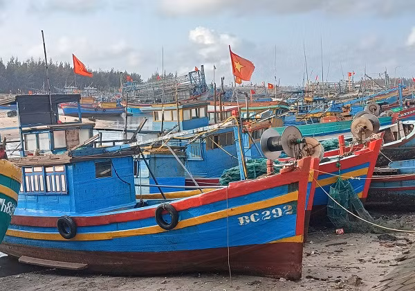 Ba Ria-Vung Tau: Cap so tam cho 1.095 tau ca '3 khong'