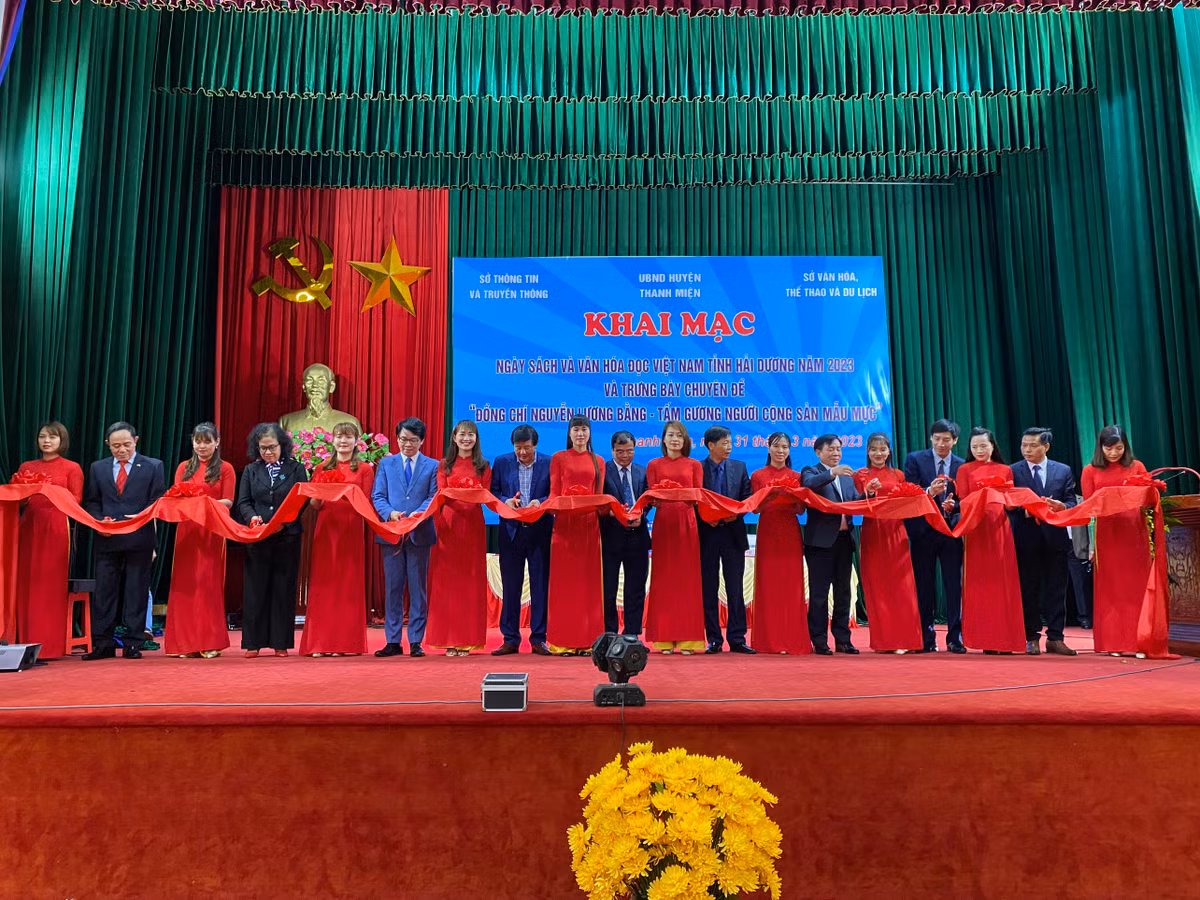 Hai Duong: Xay dung van hoa doc tro thanh net dep trong doi song