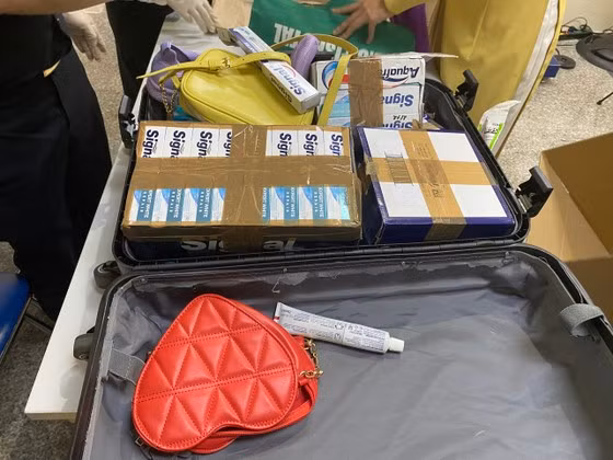 4 nu tiep vien hang khong xach hon 11kg ma tuy: Tra tu do…vu an chua ket thuc