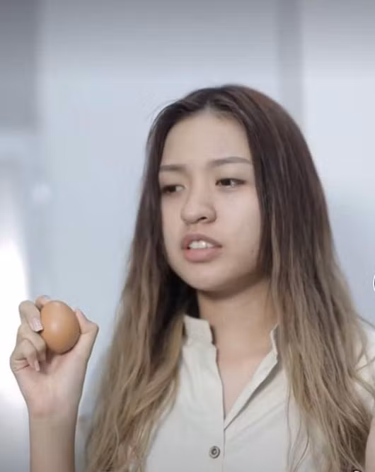 Thậm chí, một số người còn dùng những hình ảnh "kém sắc" của Thanh Tâm trước đó để "cà khịa" cô nàng 9X.