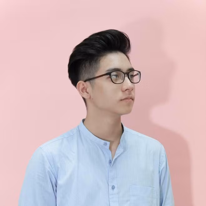 Giống như nhiều du học sinh Việt khác khi mới sang nước ngoài học, Nam Anh cũng khá bỡ ngỡ vì không biết tiếng Hungary, vì vậy việc giao tiếp với người bản xứ và đi mua đồ ăn của cậu bạn còn hạn chế.