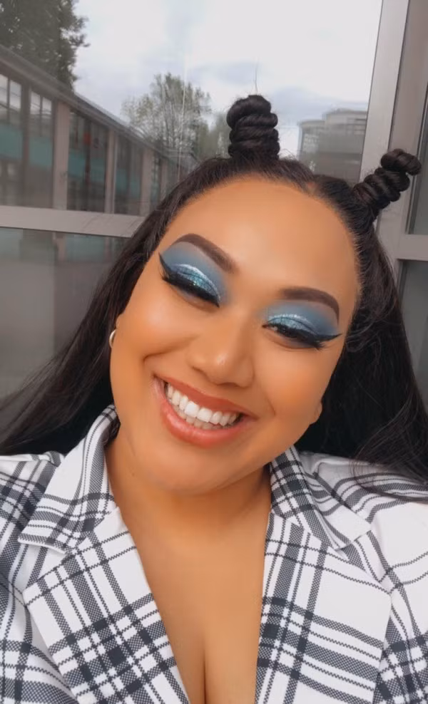 Nhìn lại cuộc đời của Vlogger Brittanya Karma, người ta chua xót khi thấy một cô gái mang năng lượng tích cực nhiều đến vậy lại ra đi ở độ tuổi quá sớm.