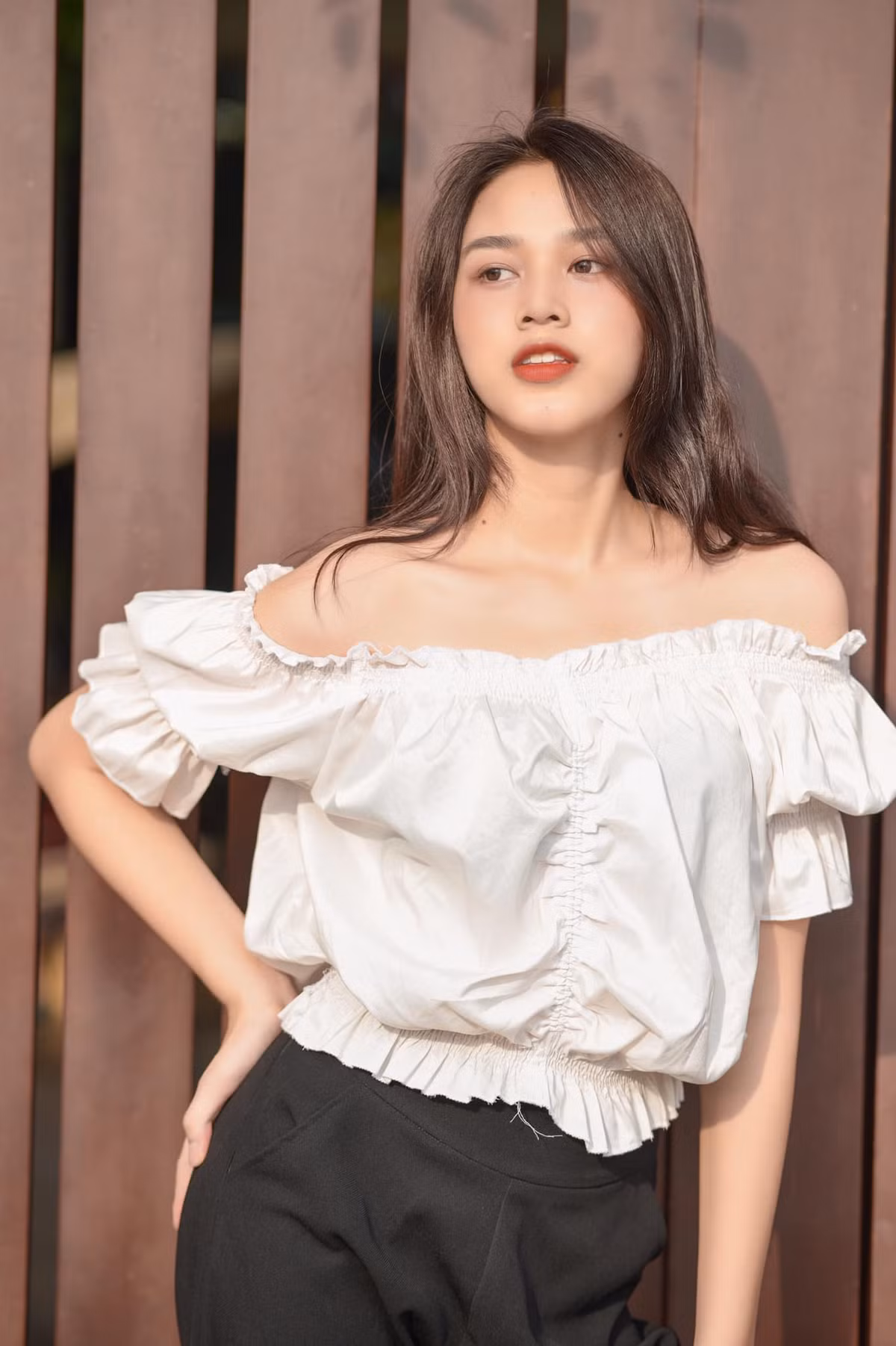 Nhiều khán giả nhận xét, nhan sắc đời thường của Hoa hậu Việt Nam 2020 còn đẹp hơn cả khoảnh khắc cô đăng quang.