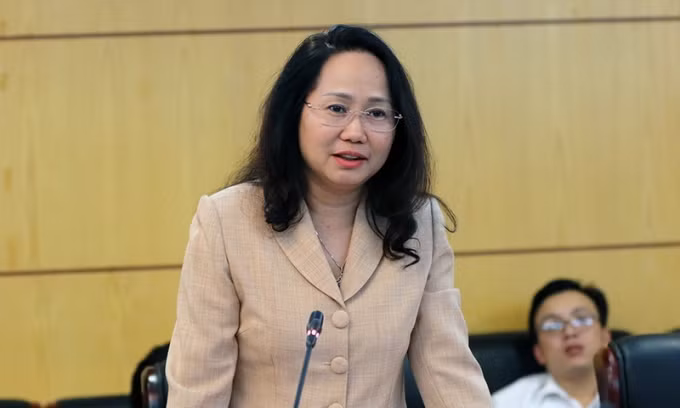 Bà Lâm Thị Phương Thanh sinh ngày 26/7/1967, quê quán: xã Gia Tân, huyện Gia Viễn, tỉnh Ninh Bình, trình độ chuyên môn: Thạc sĩ Luật, Cử nhân Lịch sử. Bà là Ủy viên Trung ương Đảng khóa XII, XIII. 