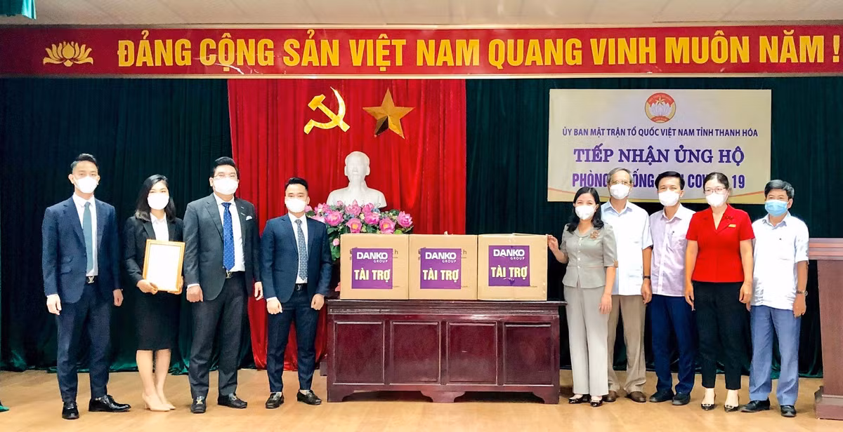 Xe cuu thuong va kit test Covid-19 duoc Danko Group trao tang Thanh Hoa-Hinh-4