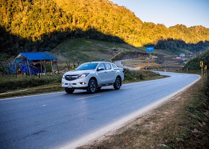 Mazda BT-50: Mau ban tai thuc dung va ben bi cho nguoi dung-Hinh-2