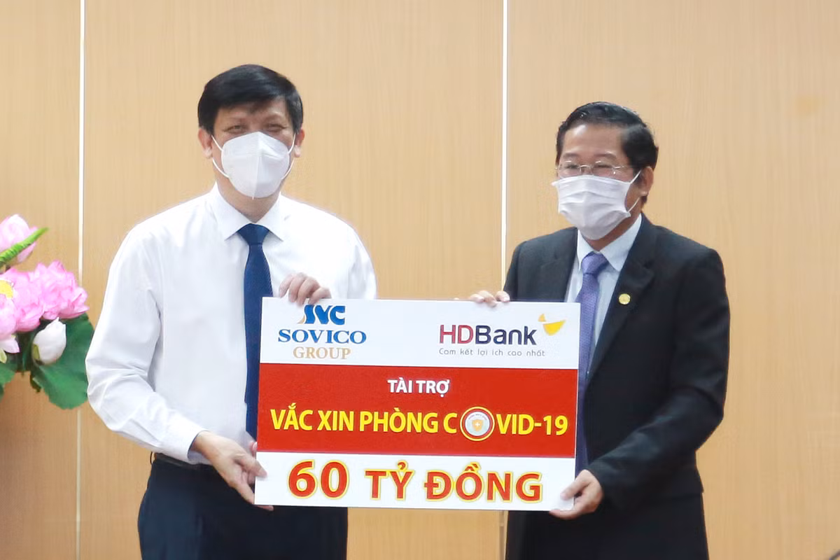 Sovico Group va HDbank ung ho 60 ty cho chuong trinh Vaccine phong ngua COVID-19