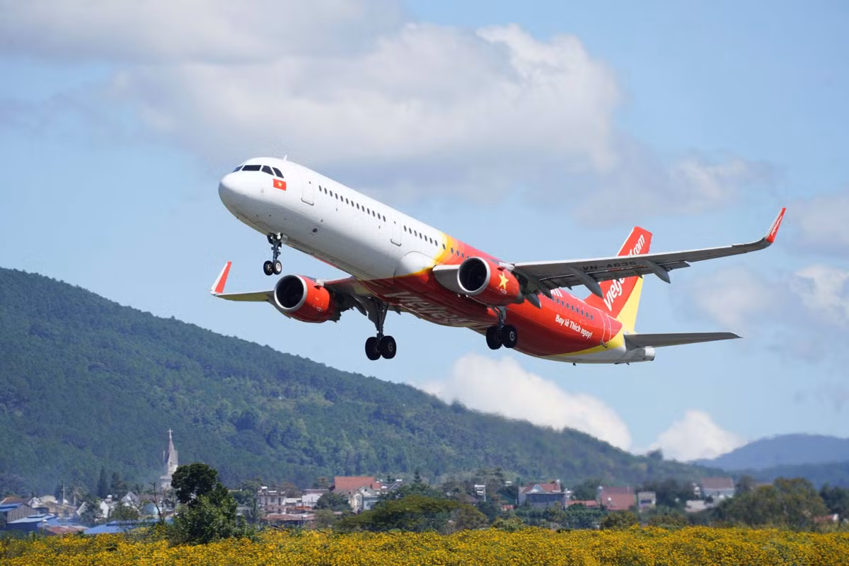 Ngay Gia dinh Viet Nam 28/6, san ve khuyen mai chi tu 0 dong cung Vietjet