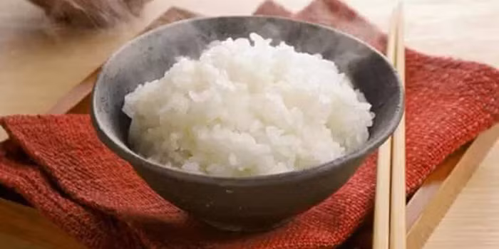Cơm gạo trắng cũng là thức ăn hoàn hảo sau ngộ độc thực phẩm. Ảnh: giamcandep.