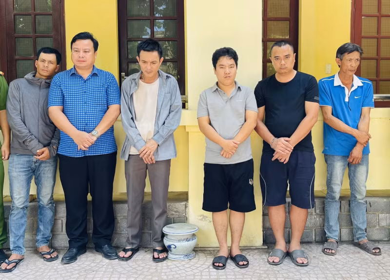 Triệt phá đường dây cá độ bóng đá qua mạng hơn 22 tỷ đồng Triet pha duong day ca do bong da qua mang hon 22 ty dong