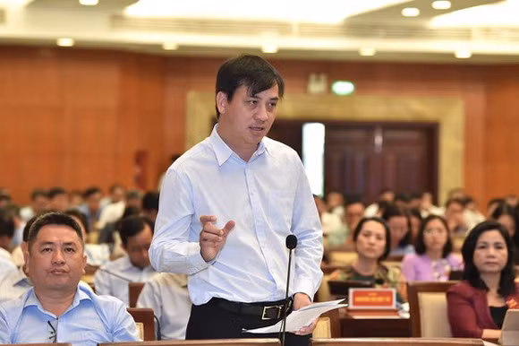 Dấu ấn Phó Chủ tịch TP HCM Lê Hòa Bình trước khi gặp nạn - Hình 12 Dau an Pho Chu tich TP HCM Le Hoa Binh truoc khi gap nan-Hinh-12