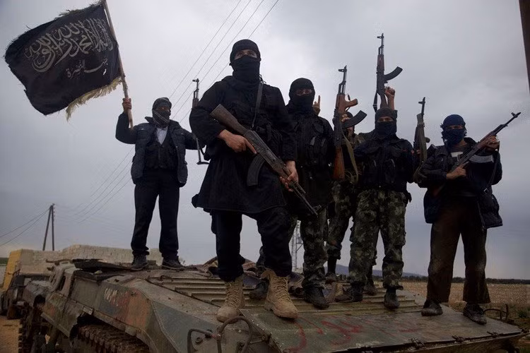 Mat tran Al-Nusra “kich dong” Tho Nhi Ky danh nguoi Kurd
