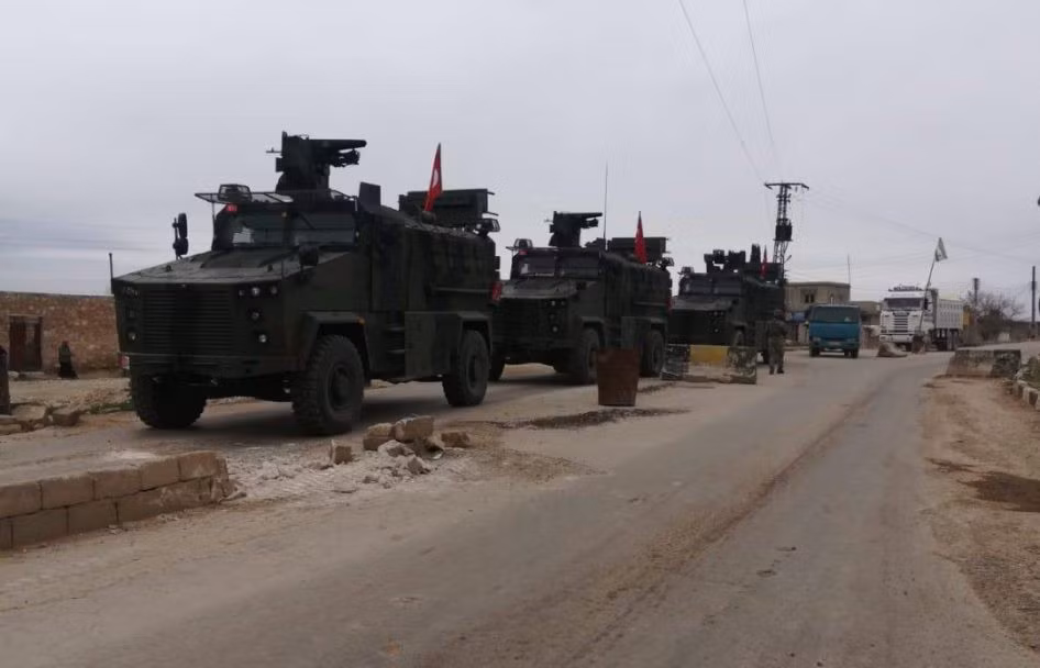Trong tương lai gần, các thiết bị quân sự trên sẽ hướng đến khu vực phía Bắc Syria, nơi cảnh sát quân sự Nga giám sát việc lực lượng cũng như phương tiện của người Kurd rút quân cách xa biên giới Syria - Thổ Nhĩ Kỳ ít nhất 32 km.