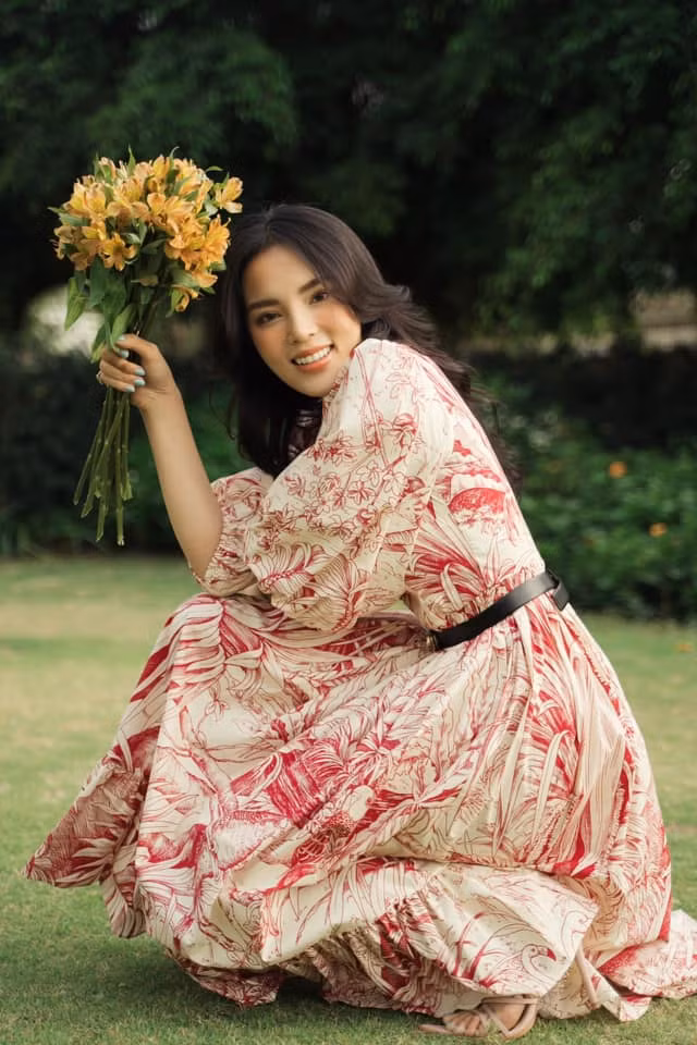 Sau những ồn ào không đáng có, Nguyễn Cao Kỳ Duyên đã nỗ lực cải thiện hình ảnh, dần lấy lại sự tin yêu của công chúng.