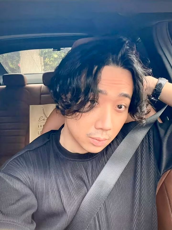 Trước đó, khi bị réo tên vụ từ thiện miền Trung, Trấn Thành đã công khai minh bạch toàn bộ sao kê trên mạng xã hội.