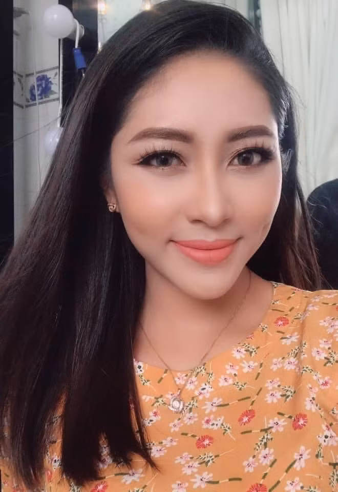 Sau khi bị Đặng Thu Thảo bóc phốt, Phúc Thành đã lên tiếng thanh minh. Chia sẻ với báo Giao Thông, chồng cũ Đặng Thu Thảo cho biết, trong thời gian chung sống cùng Thu Thảo, anh đã làm tốt trách nhiệm của mình, kể cả với cha mẹ vợ. Còn chuyện anh ngoại tình, nếu đó là sự thật thì Thu Thảo đã không lên tiếng bênh vực anh khi đầy tháng 2 con. Thậm chí Thu Thảo còn khen chồng là ông bố bỉm sữa, người chồng quốc dân.