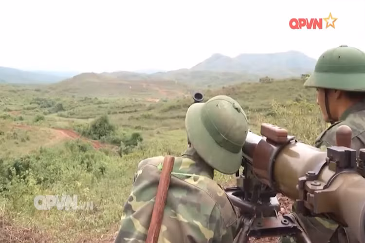 Cải tiến này về cơ bản ít nhiều cũng giúp các tổ đội súng chống tăng SPG-9 của Việt Nam cải thiện khả năng tác chiến, cũng như giảm thiểu số đạn dược tiêu hao phải sử dụng để đánh chặn một mục tiêu như trước đây. Cho phép tổ đội SPG-9 tác chiến lâu hơn với cơ số đạn mang theo không đổi. Nguồn ảnh: QPVN.