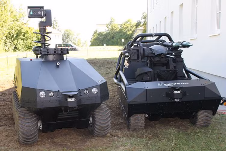 Theo đó Rheinmetall phát triển MM UGV và UGV-S là nhầm hổ trợ cho nhau trên chiến trường với một biến thể UGV trinh sát và một biến thể tấn công. Đây sẽ là bộ đôi tiên phong cho các đơn vị bộ binh Đức trên chiến trường trong tương lai gần. Nguồn ảnh: Defence Blog.