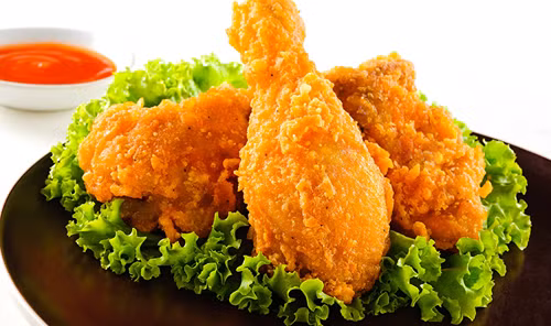 Ngộ độc thực phẩm thường gây kích ứng, viêm dạ dày và ruột. Do đó, sau khi ngộ độc, bệnh nhân nên tránh những thực phẩm gây khó chịu cho dạ dày như thực phẩm giàu chất béo, thực phẩm giàu chất xơ, đồ ăn cay...