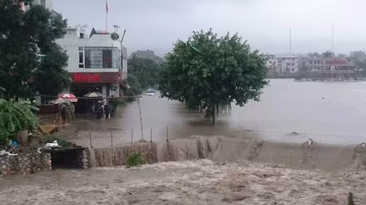  Mưa lũ lịch sử tàn phá Quảng Ninh tháng 7/2015: Tổng lượng mưa đo được tại một số điểm ở Quảng Ninh từ ngày 23 đến ngày 29/7/2015 đã vượt quá 1.500 mm. Theo đánh giá, đây là trận mưa lớn nhất trong vòng 55 năm tại Quảng Ninh (tính đến năm 2015), phá vỡ hàng loạt kỷ lục. 