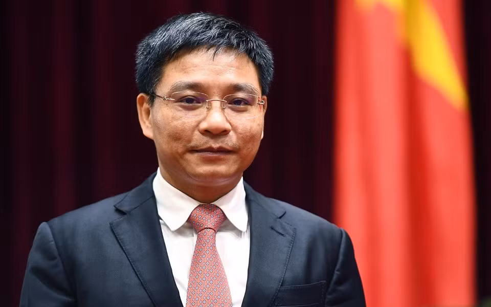  Ông Nguyễn Văn Thắng (sinh năm 1973, quê Hà Nội), Ủy viên dự khuyết Trung ương Đảng được bầu làm Bí thư Tỉnh ủy Điện Biên nhiệm kỳ 2020-2025. Ngày 14/10, ông Nguyễn Văn Thắng, Ủy viên dự khuyết Trung ương Đảng được Bộ Chính trị, Ban Bí thư chỉ định tham gia Ban Chấp hành, Ban Thường vụ khóa XIV, nhiệm kỳ 2020-2025 và giới thiệu để bầu chức danh Bí thư Tỉnh ủy Điện Biên.