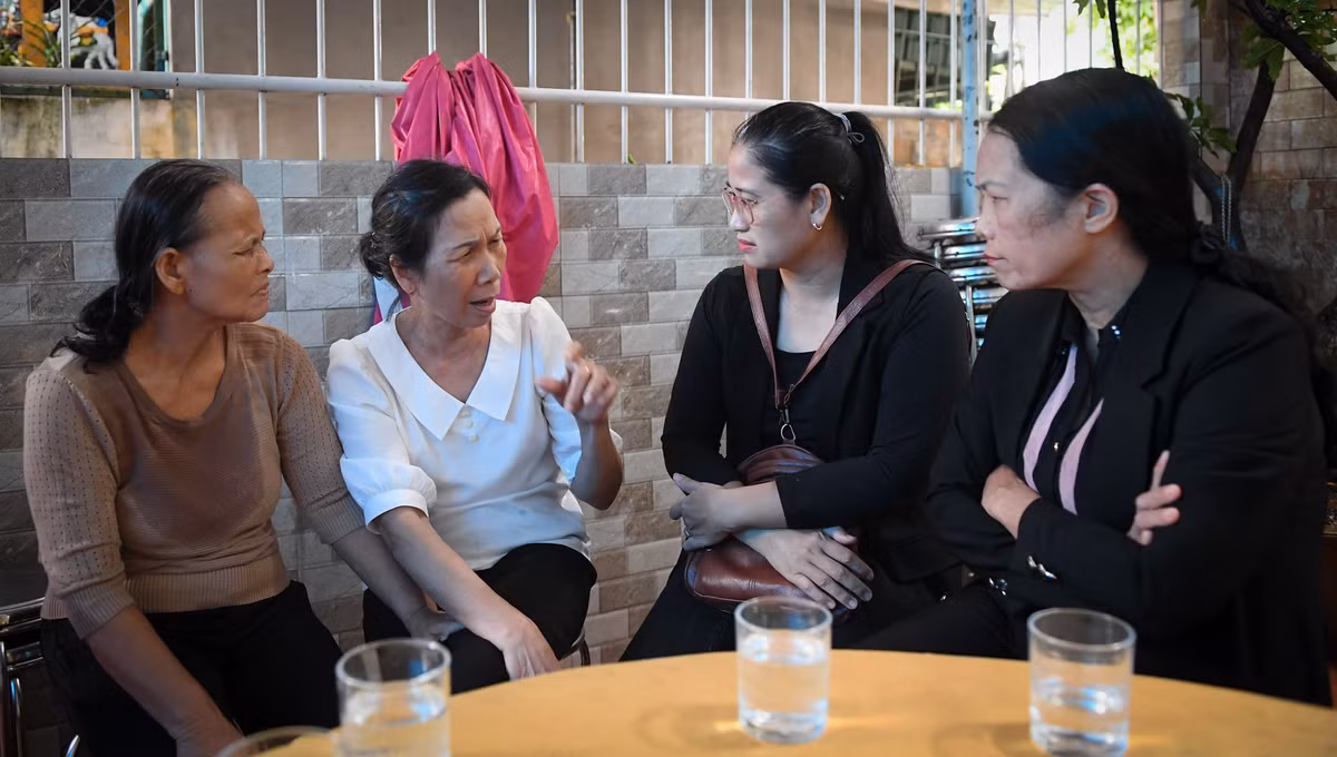 Con chien si hy sinh o Rao Trang: “Sao ba chua ve ha me“?-Hinh-2