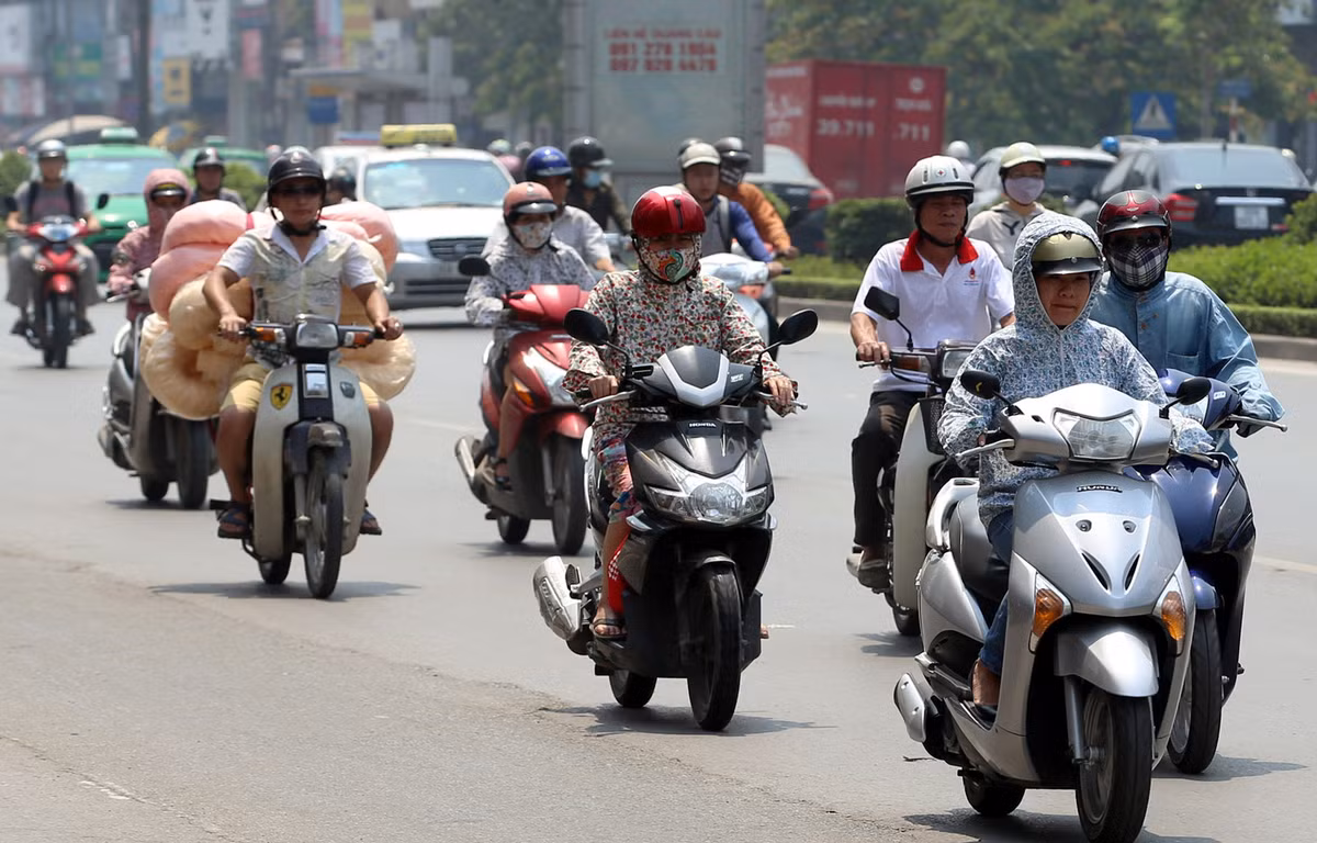 Ha Noi nang nong 3 ngay dau tuan