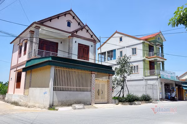 Tiet lo soc cua nguoi dan ong Ha Tinh cuoc mang song bam container den Anh-Hinh-2