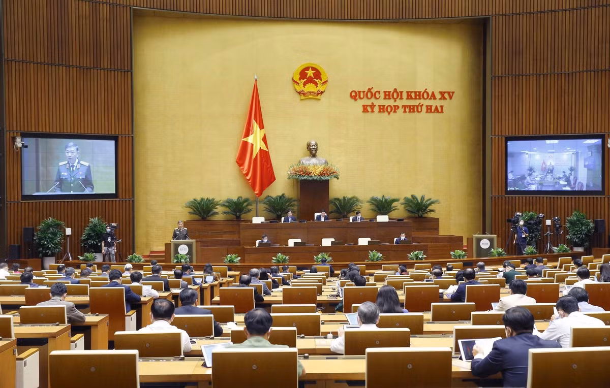 Quoc hoi tiep tuc thao luan ve nhung van de cu tri quan tam