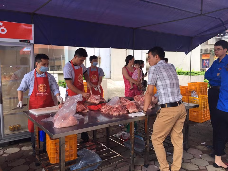 Dan Ha Noi do xo mua thit lon dong gia 39.000 dong/kg-Hinh-5