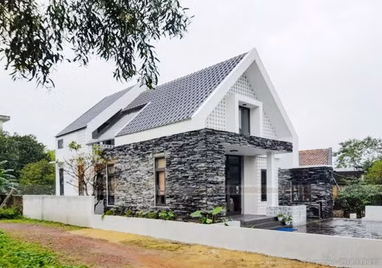 Mẫu nhà cấp 4 với mái thái này chỉ có chi phí khoảng 300 triệu nhưng vẫn rất hiện đại và bắt mắt. Ảnh: Bannhabinhduong.