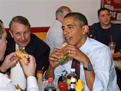 Thực đơn có thể sẽ dựa trên sở thích ăn uống của ông Obama để ông cảm giác như đang ở nhà.