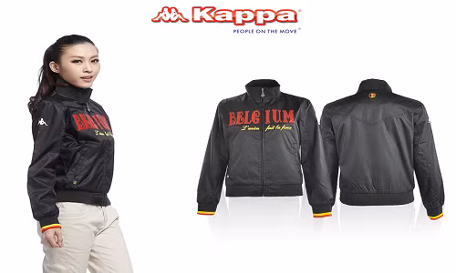 Không chỉ riêng phái mạnh, những mẫu jacket và sweater dành cho chị em cũng vô cùng phong phú, đẹp mắt.