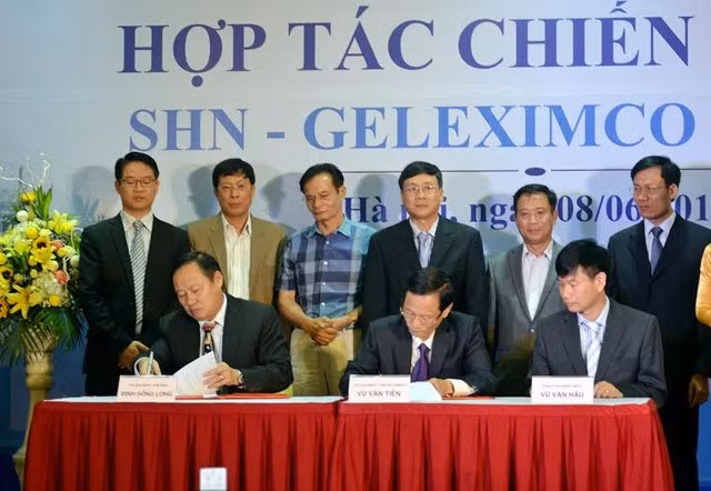 Mới đây, doanh nhân Vũ Văn Tiền (Biệt danh Tiền Còi) gây xôn xao khi vừa cùng Công ty Hong Kong United Investors Holding (HUI) đề nghị Bộ Giao thông Vận tải cho phép đầu tư vào các dự án hạ tầng giao thông lớn tại Việt Nam.