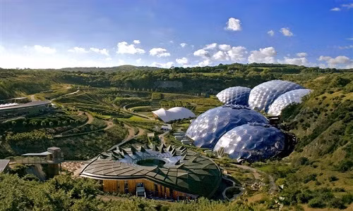 Đây là dự án The Eden lần thứ hai trên thế giới, vào năm 2001, Grimshaw Architects hoàn thành dự án The Eden đầu tiên tại Cornwall, Anh.