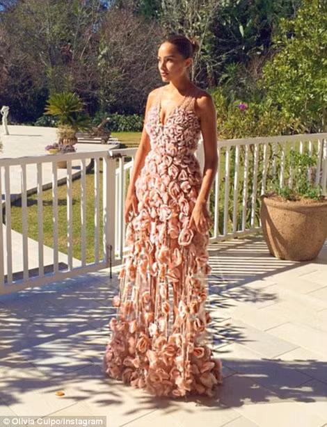 Hoa hậu hoàn vũ 2012, Olivia Culpo cũng đã bay đến Sydney để tham dự lễ cưới xa hoa của người bạn thân.