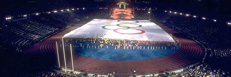 Sau sự kiện thể thao này, Barcelona trở thành thành phố du lịch nổi tiếng nhất châu Âu. Nhờ Olympic, một con đường xung quanh thành phố cũng được xây dựng giúp cải thiện đáng kể chất lượng giao thông.