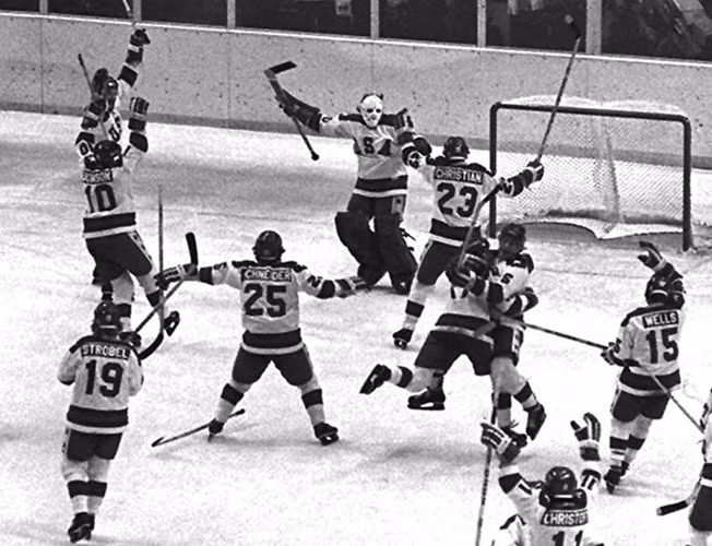 Thế vận hội mùa đông Olympic Lake Placid 1980 tại Mỹ tốn kém 8,5 triệu USD. Thành phố đã vượt chi phí 502% so với ngân sách khi đăng cai tổ chức Olympic. Một phần do sự chậm trễ xây dựng vì nhà thầu phá sản.
