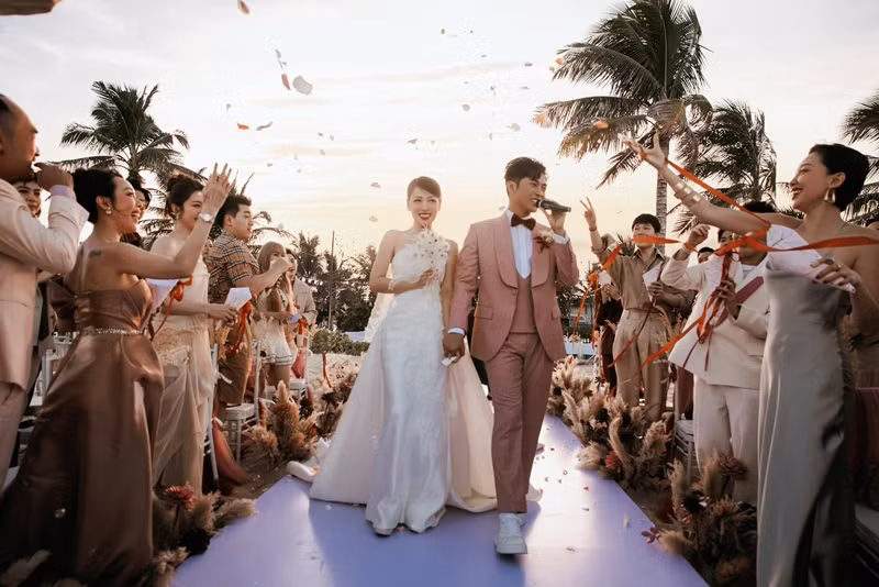 Chồng trẻ của Puka cảm ơn người bạn đời và chia sẻ lý do không đưa lời thề nguyện. Ảnh: FBNV.