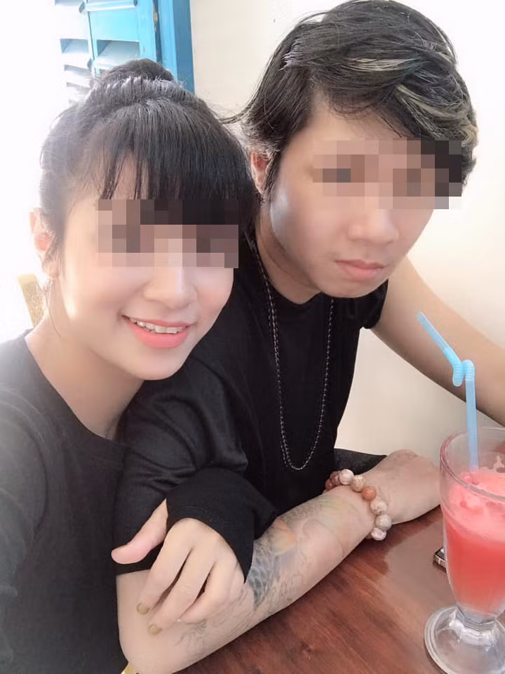 Trả lời về vụ bé gái bị mẹ và bố dượng bạo hành tử vong, một lãnh đạo phường Phương Liên (quận Đống Đa, Hà Nội - nơi nạn nhân tạm trú) cho biết đã nắm được thông tin sự việc. 