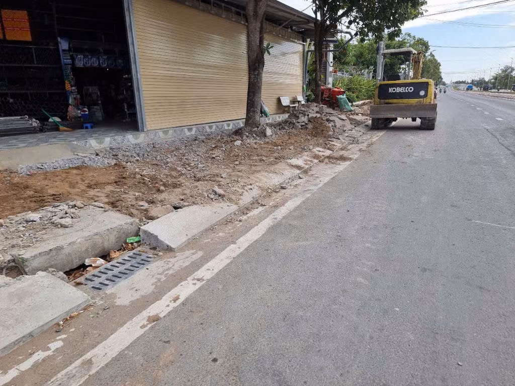 Trà Vinh: Liên danh 2 thành viên trúng gói thầu nâng cấp đường - Hình 3 Tra Vinh: Lien danh 2 thanh vien trung goi thau nang cap duong-Hinh-3