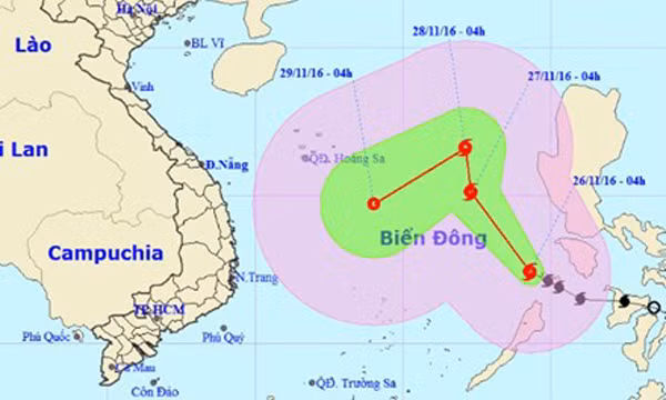 Dự báo đường đi của bão số 9. Ảnh: NCHMF.