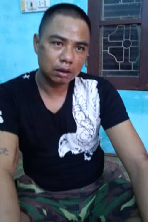 Bat sat thu bi truy na dang tron trong chuong ga