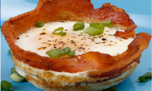 Món ba chỉ đúc trứng.