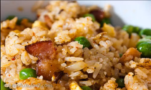 Món cơm rang thịt ba chỉ ngon tuyệt.