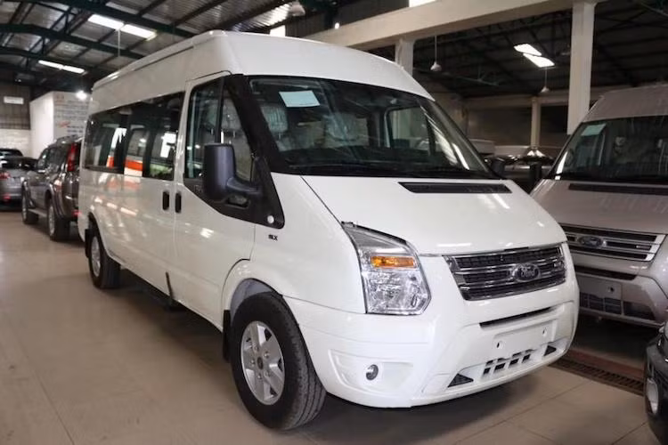 Mới đây nhất, theo thông tin từ Cục Đăng kiểm Việt Nam, Ford sẽ tiến hành triệu hồi 1.426 xe khách Ford Transit tại Việt Nam sau khi được phê duyệt chinh thức vào này 13.3 vừa qua. Đợt triệu hồi này ảnh hưởng tới những chiếc xe khách của Ford mang số loại Transit JX6582T-M3 sản xuất từ 1/8/2016 đến 18/11/2016.